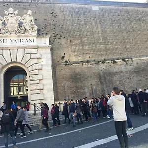 https://pianeta-roma-127.it-romehotels.com